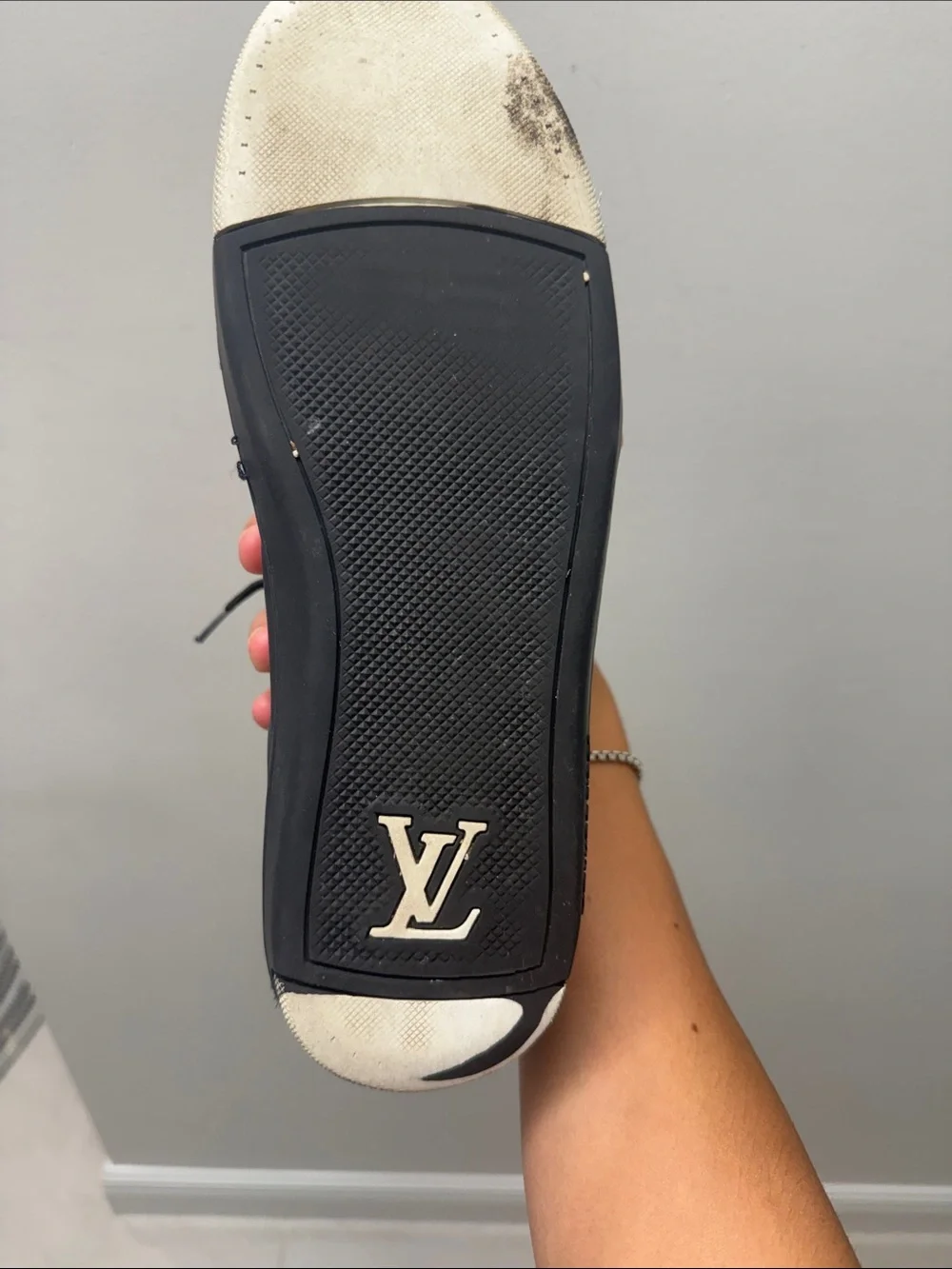 Louis Vuitton Black Suede & Leather Men's Low-Top Sneaker